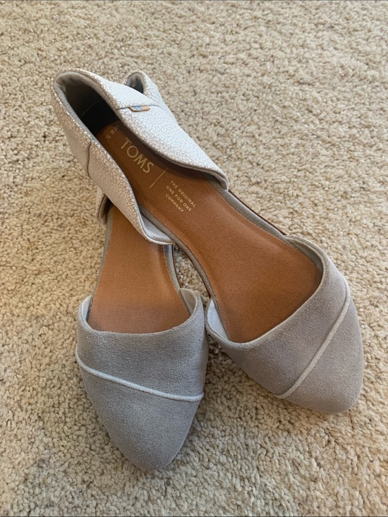 Toms Shoes - TOMS Light Gray Suede D'Orsay Flats